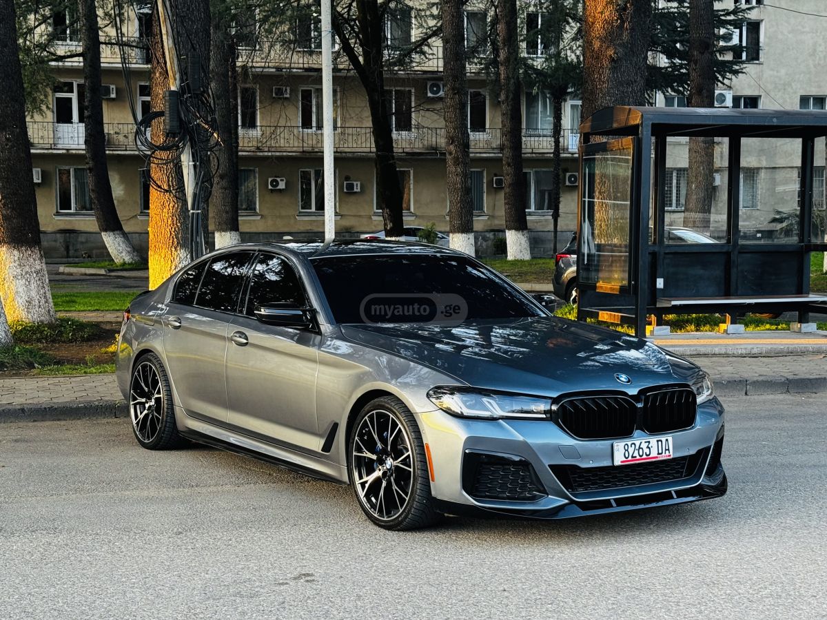 BMW 530 - фото 1