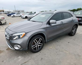 Mercedes-BenzGLA 250