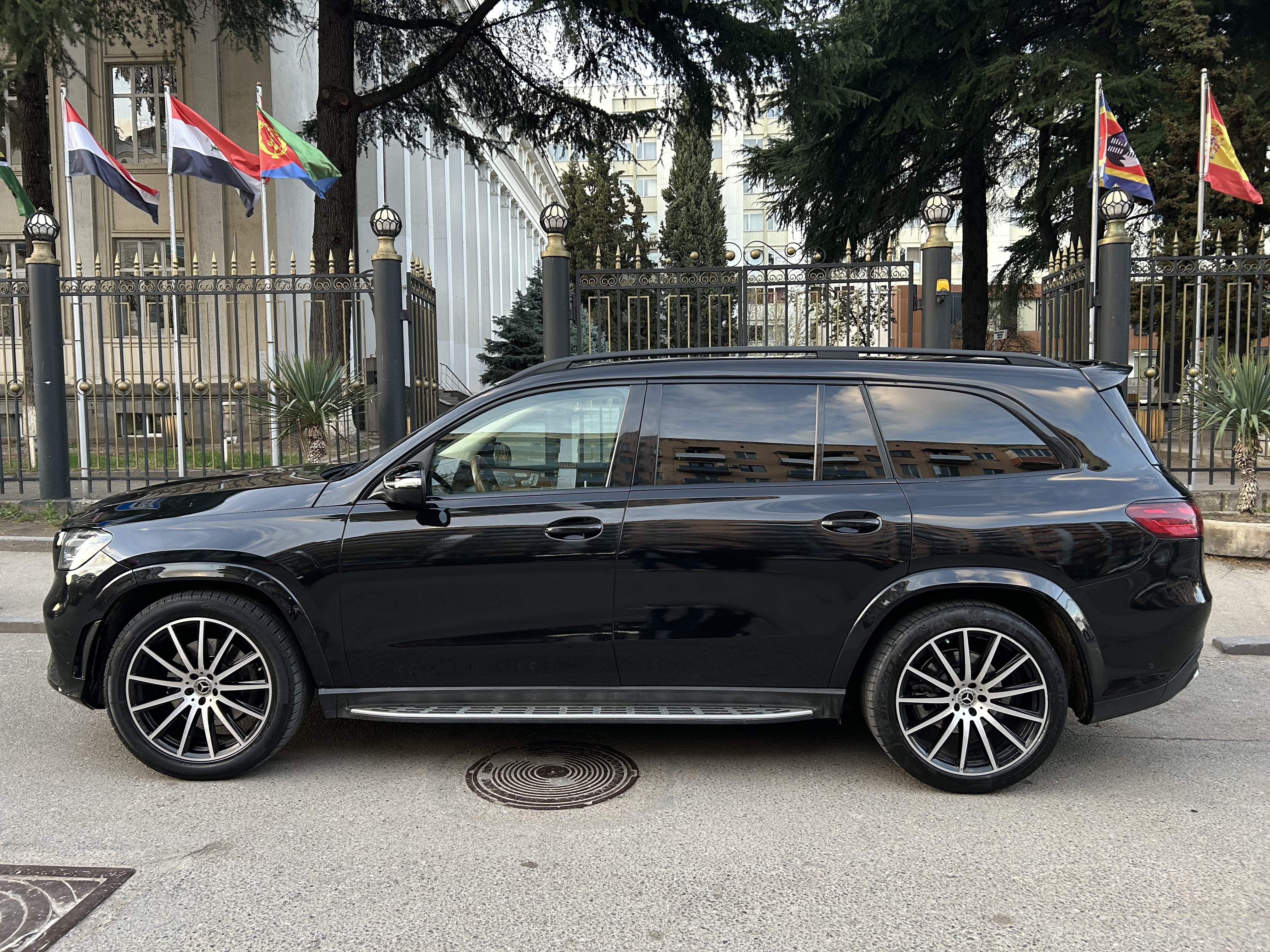 Mercedes-Benz GLS 450 AMG - фото 2