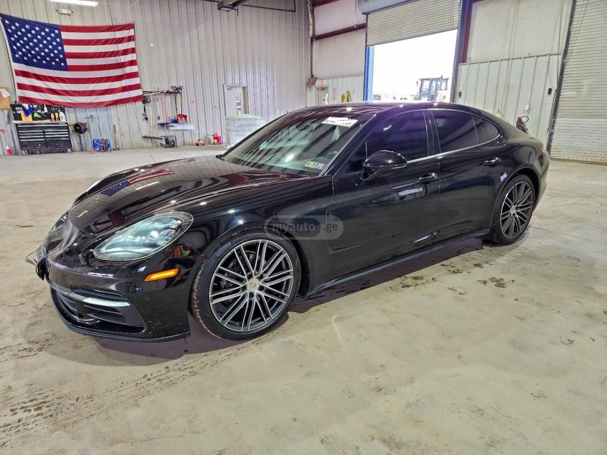 Porsche Panamera - фото 2