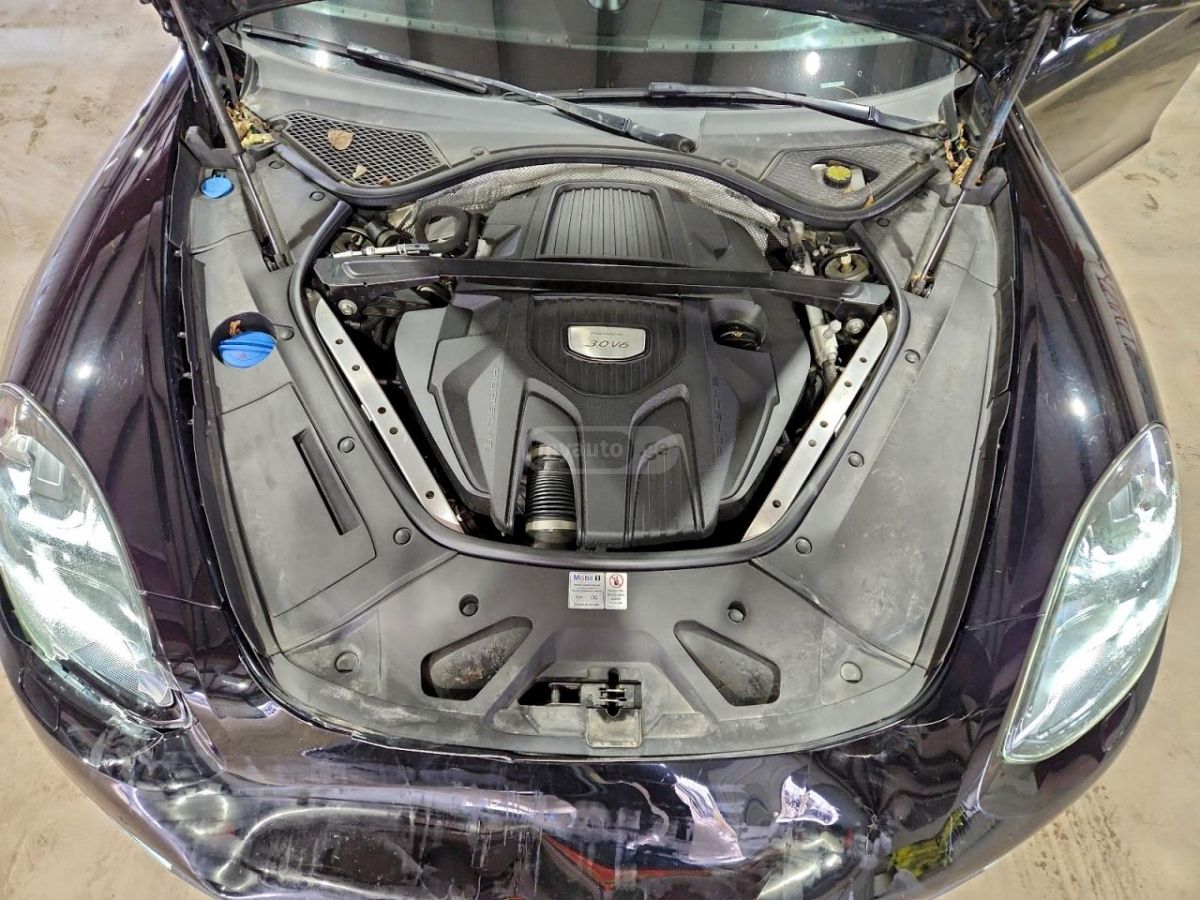 Porsche Panamera - фото 9