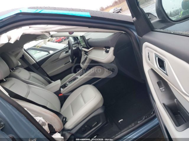 Ford Explorer 2025 — миниатюра 5