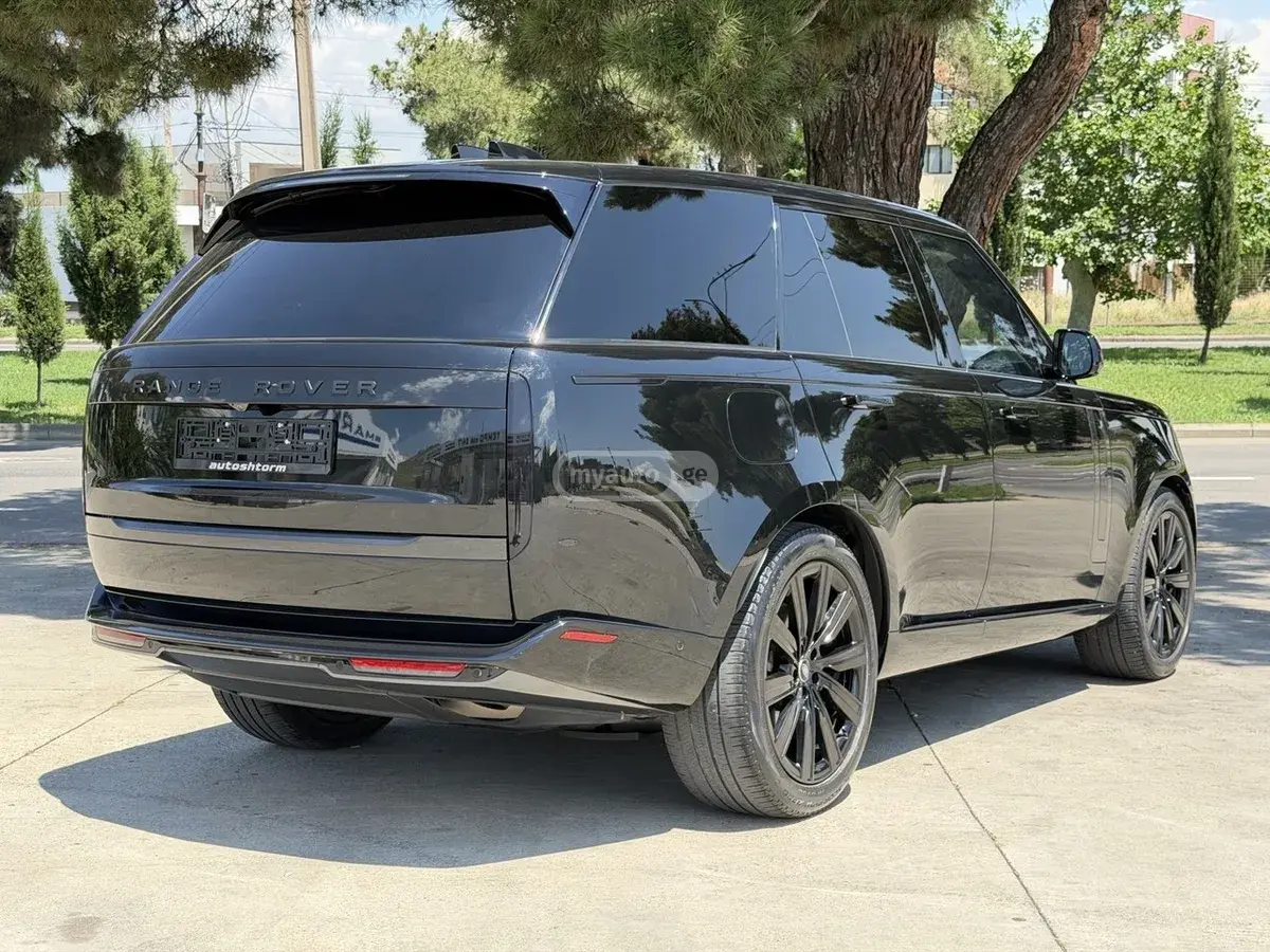 نمای دیگر Land Rover 2022