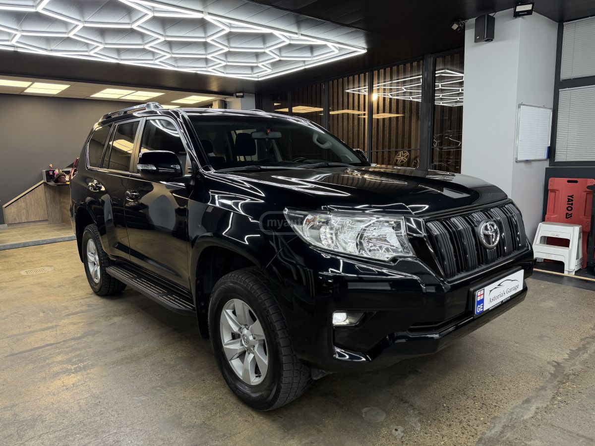 Toyota Land Cruiser Prado - фото 1