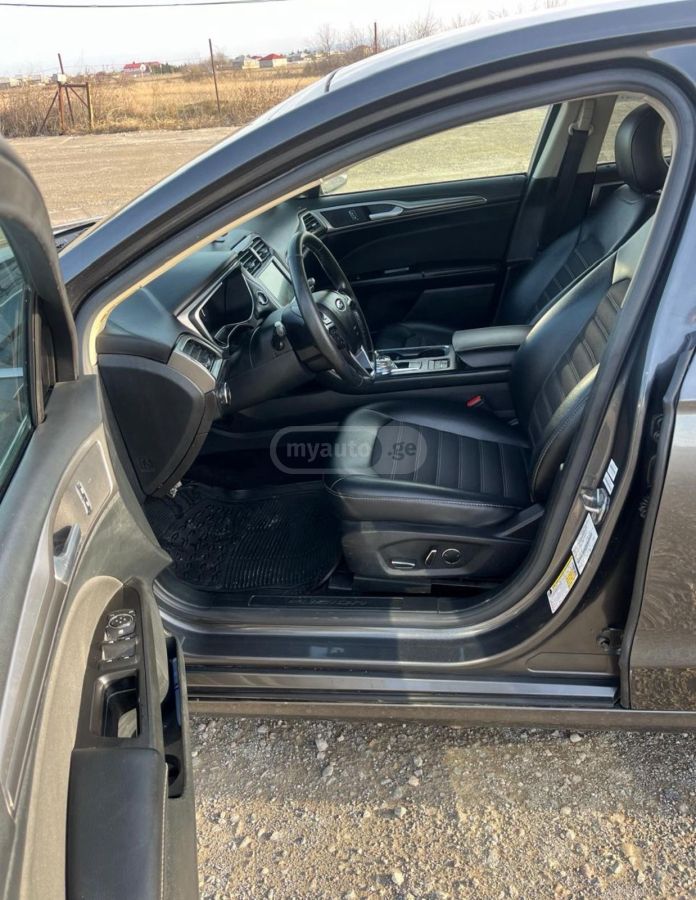 Ford Focus - фото 4