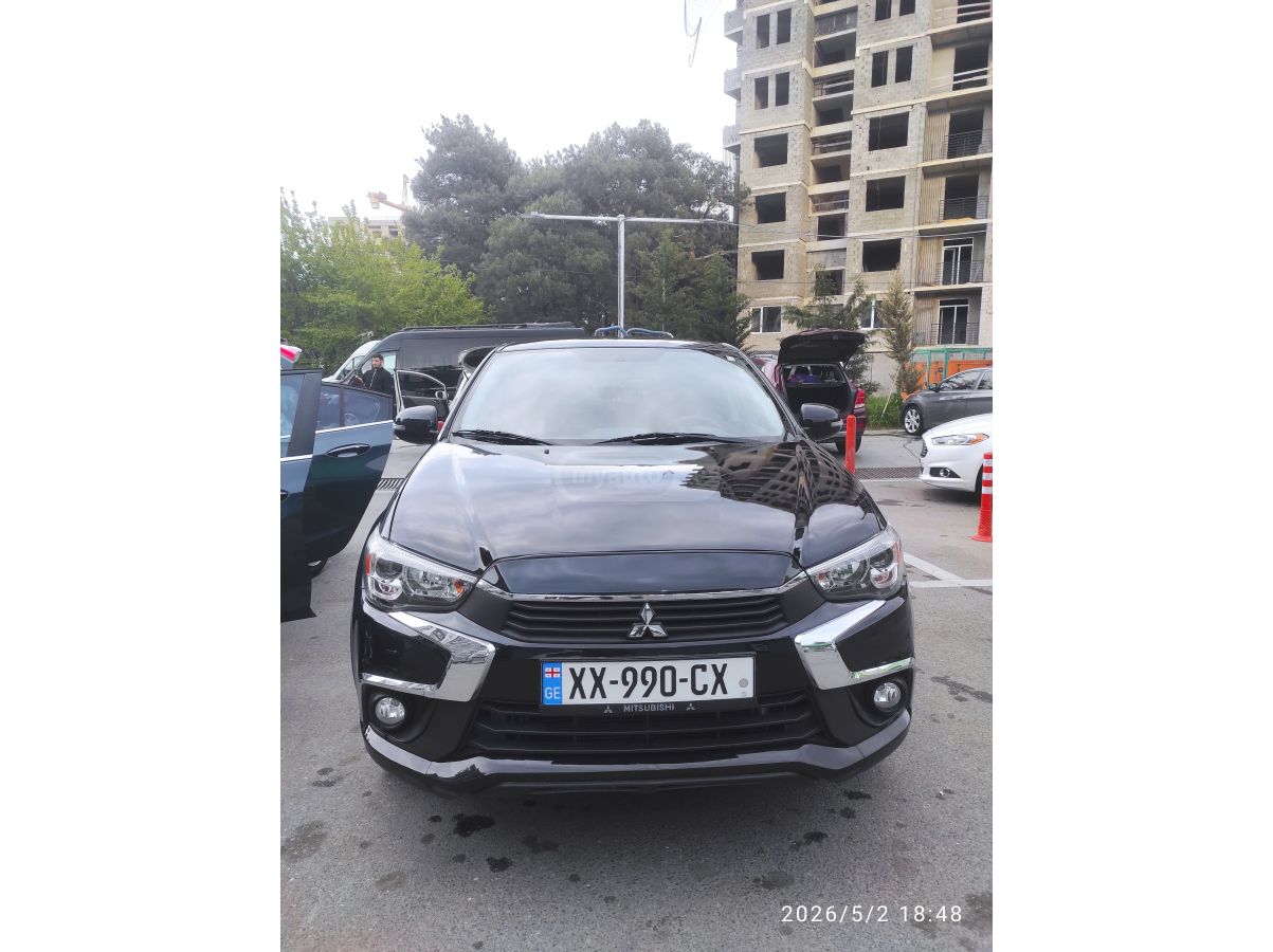 Mitsubishi Outlander Sport - фото 1
