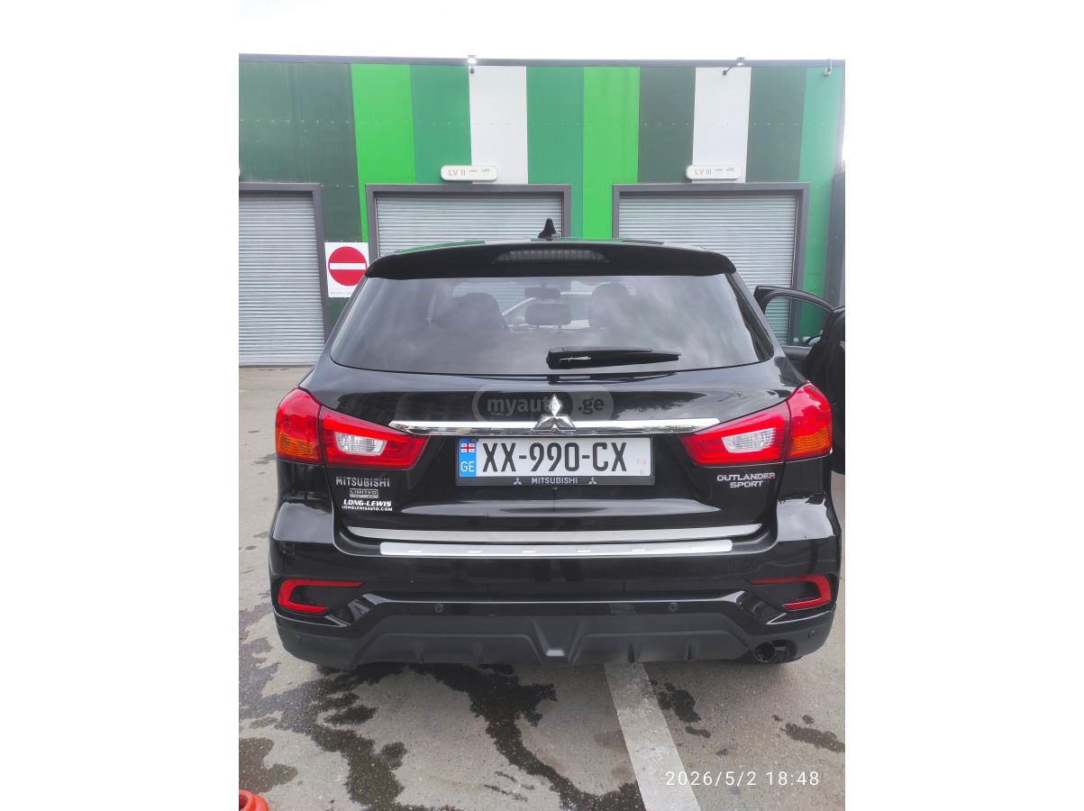 Mitsubishi Outlander Sport - фото 3