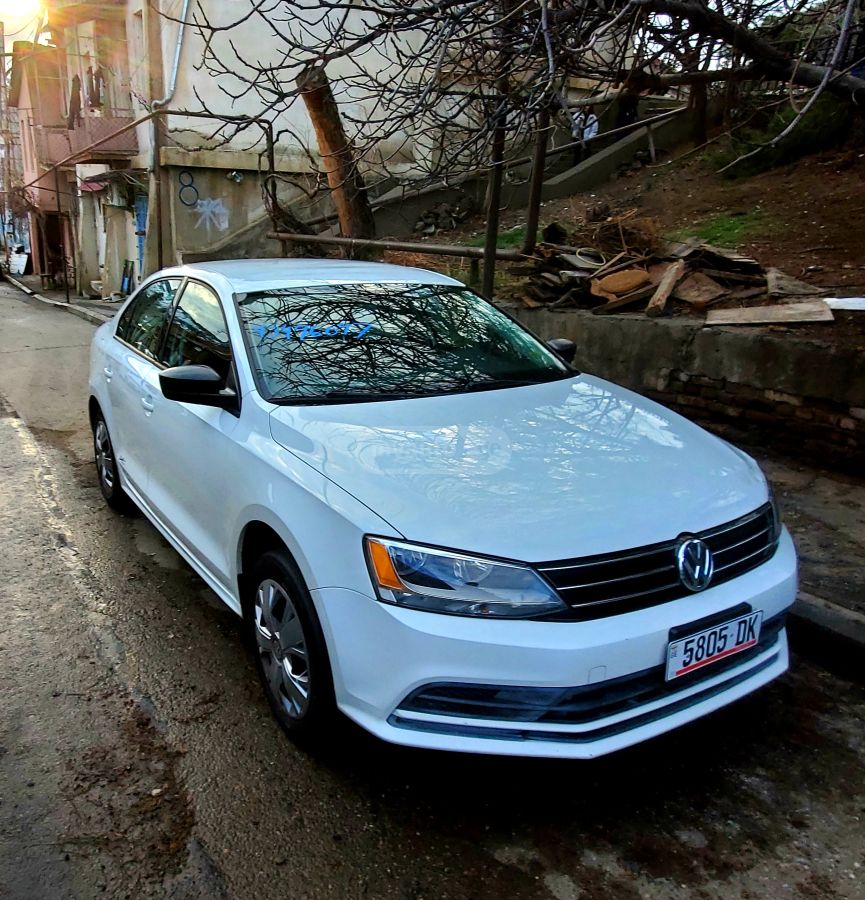 Volkswagen Jetta - фото 5
