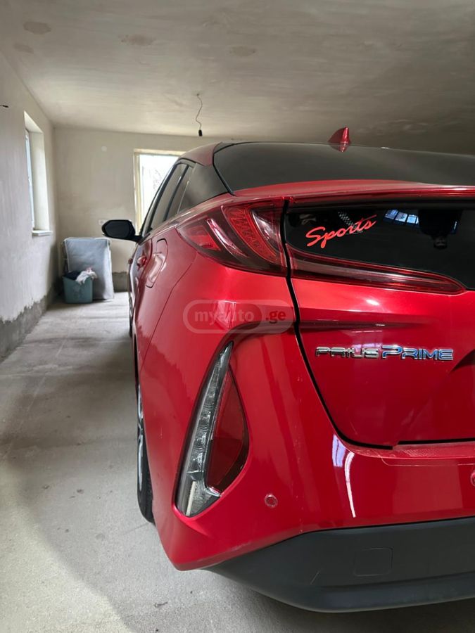 Toyota Prius Prime Limited 5dr Hatchback CVT 2022 — миниатюра 13
