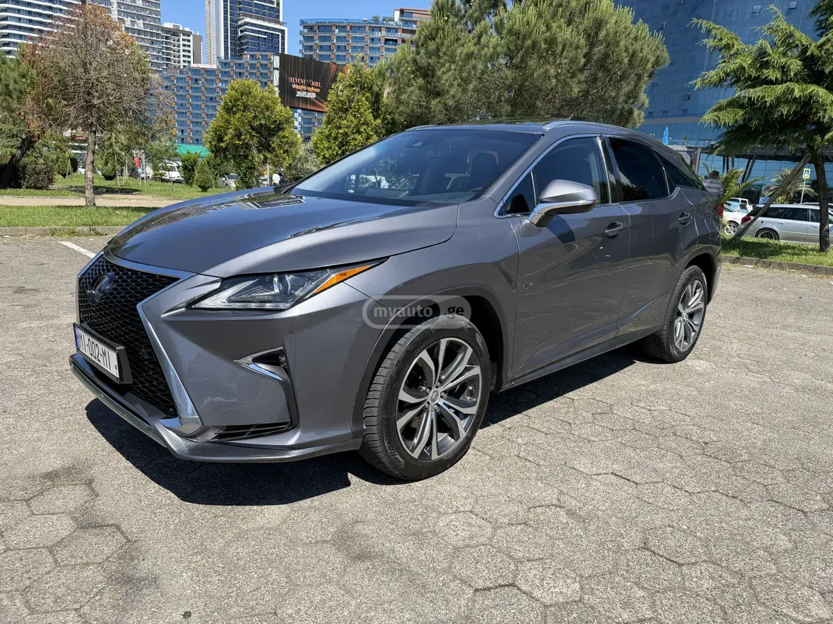 Lexus Base 4dr All-wheel Drive CVT 2016