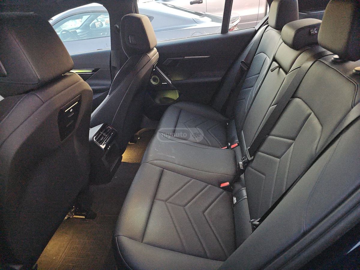 BMW I7 - фото 11