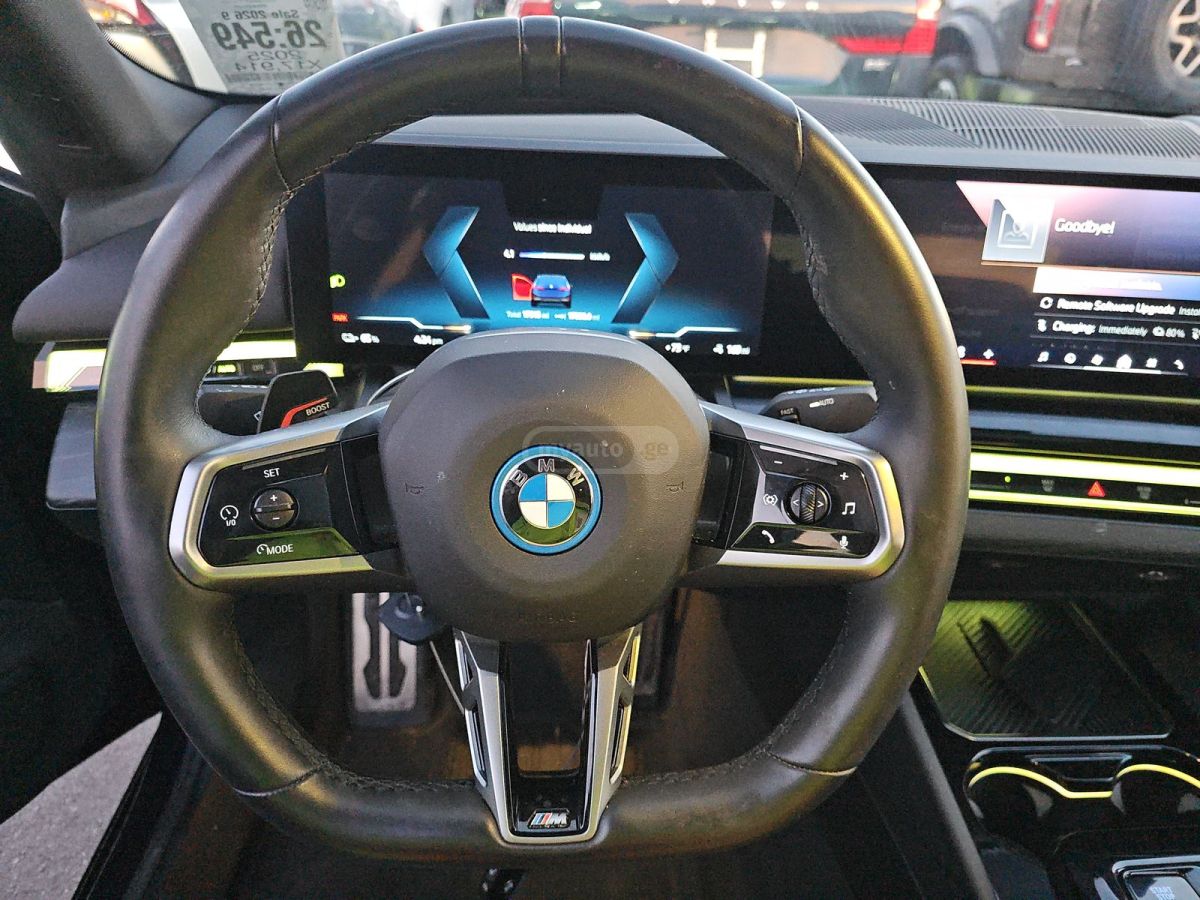 BMW I7 - фото 7