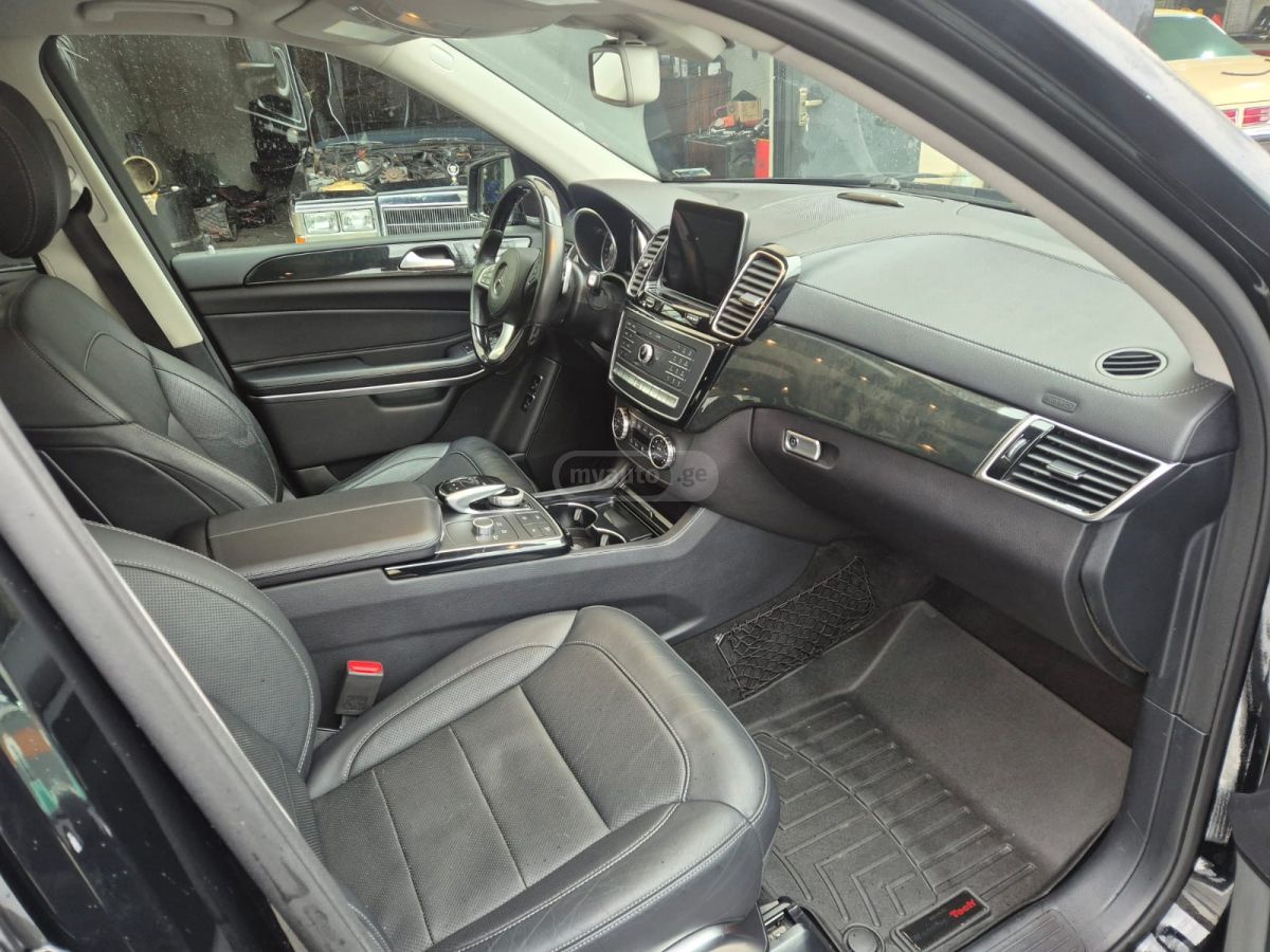 Mercedes-Benz GLS 550 - фото 6