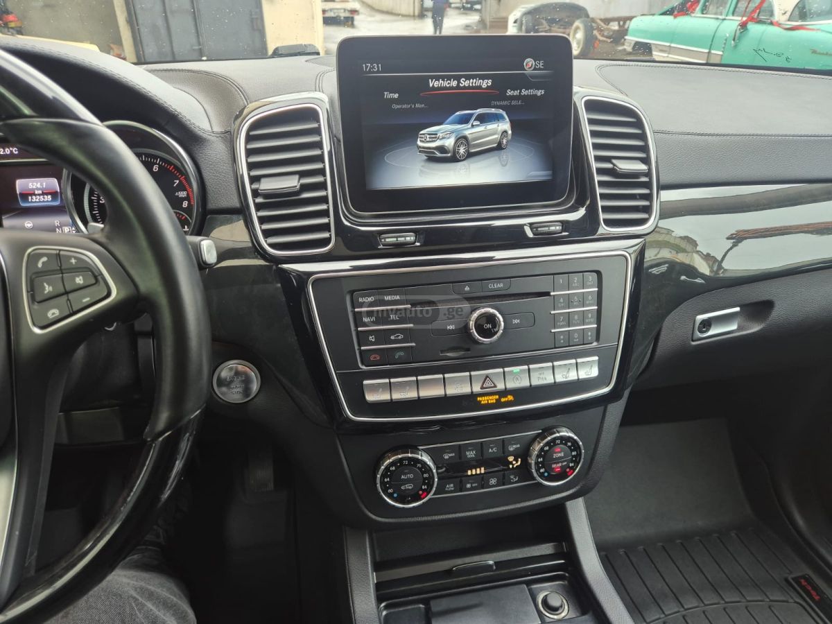 Mercedes-Benz GLS 550 - фото 9