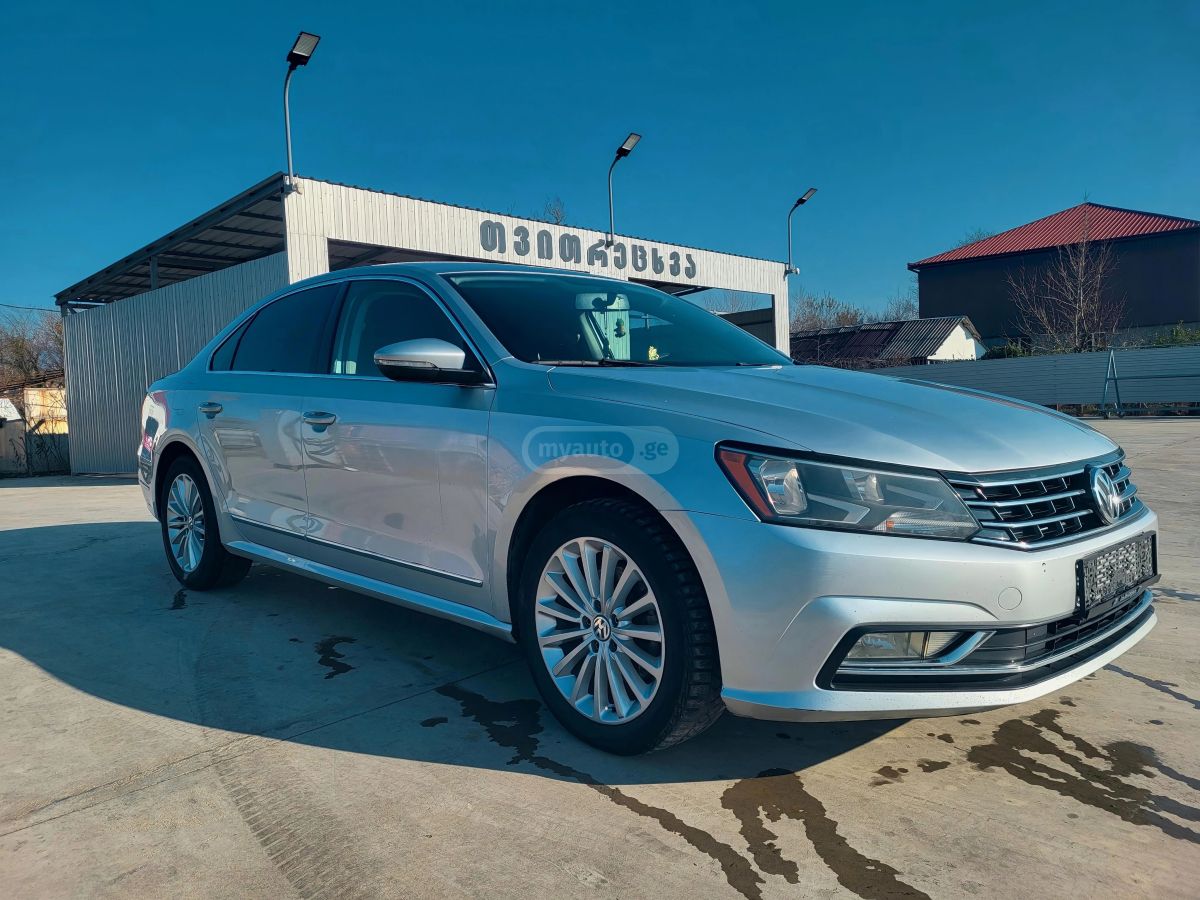 Volkswagen Passat - фото 4