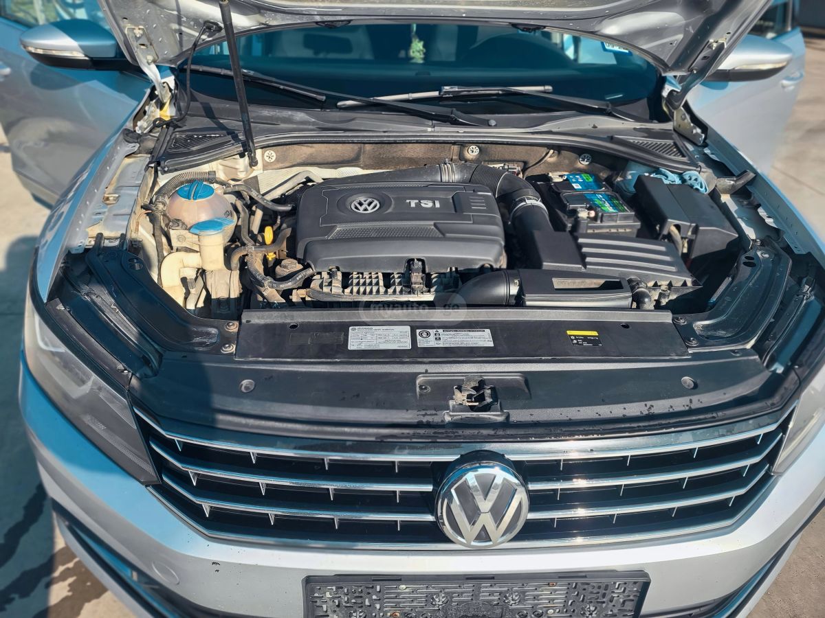 Volkswagen Passat - фото 8