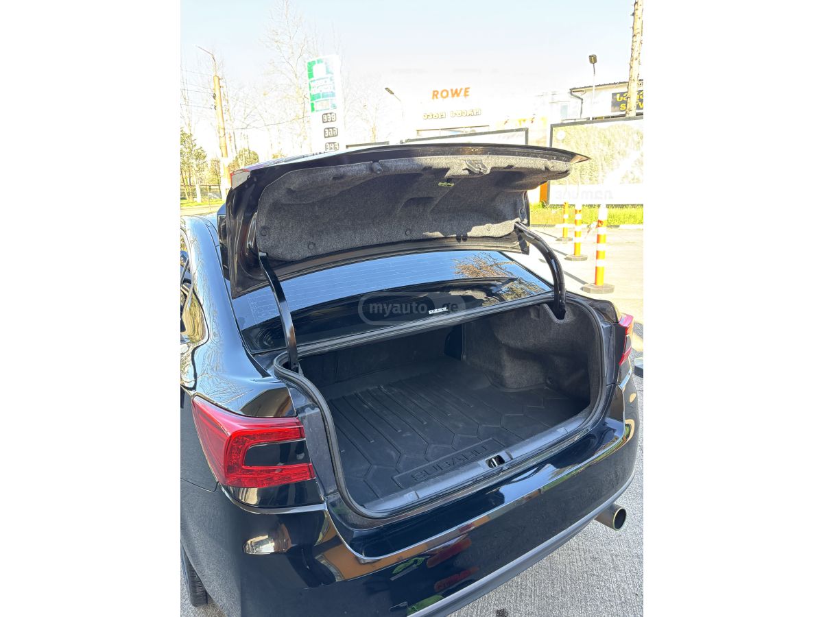 Subaru Impreza - фото 12