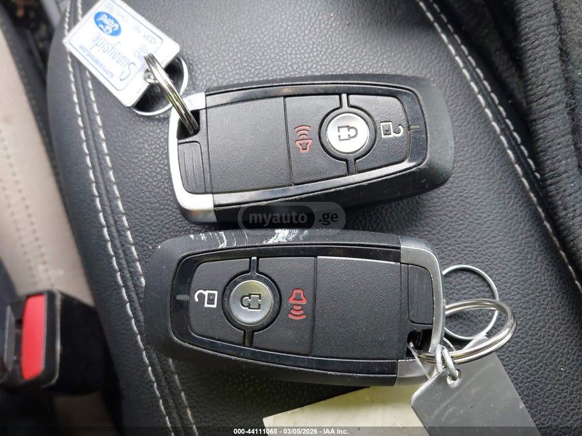 Ford Escape - фото 10