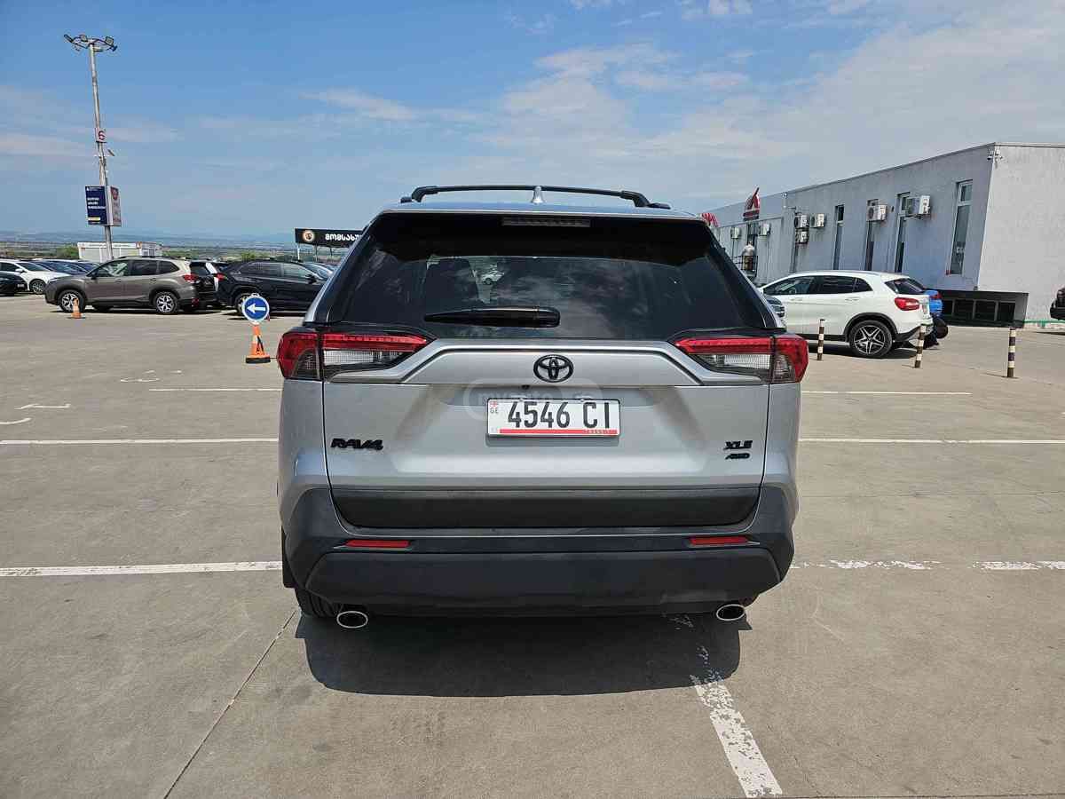 Toyota Toyota RAV4 — миниатюра 5