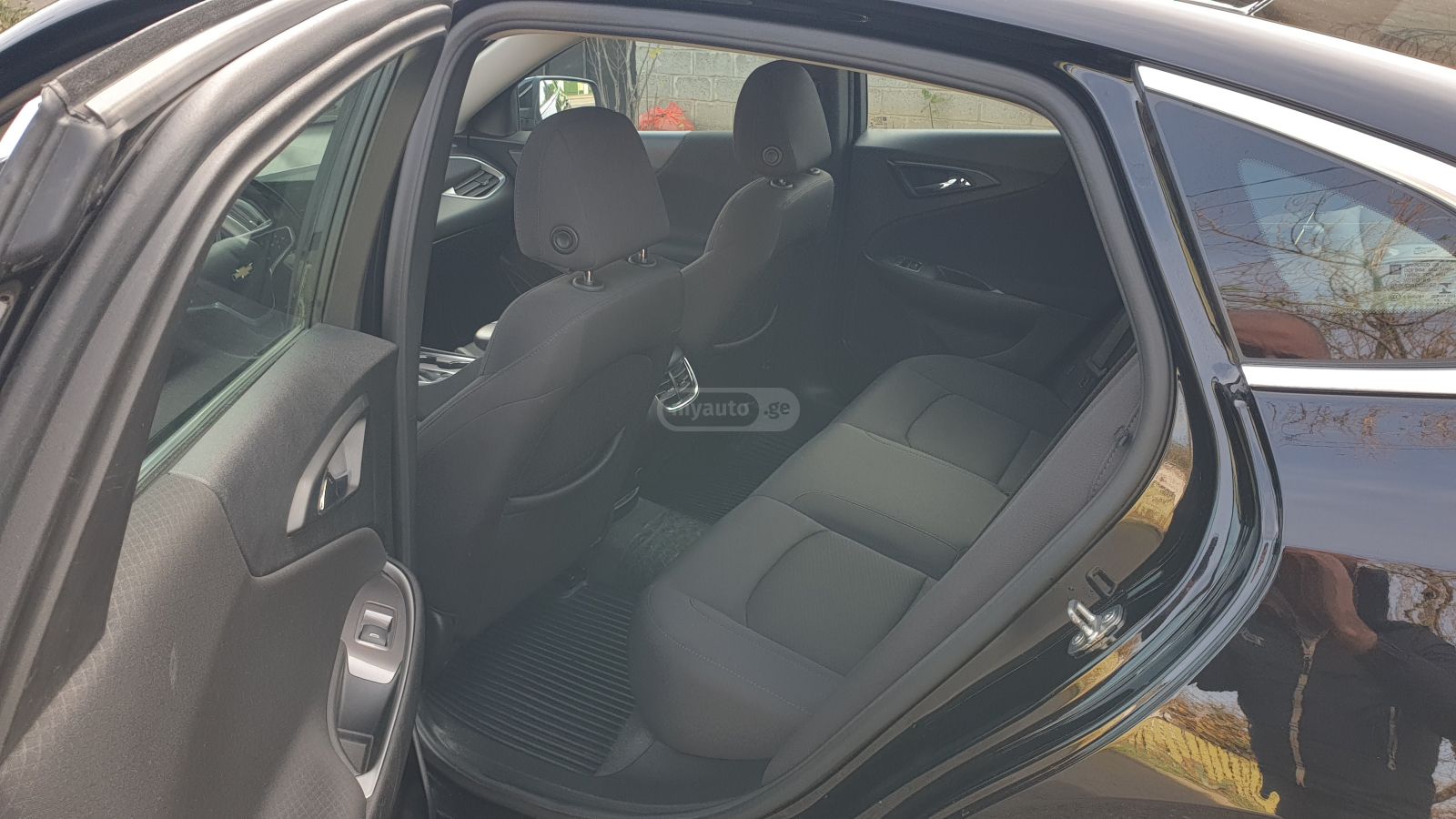 Chevrolet Malibu - фото 11