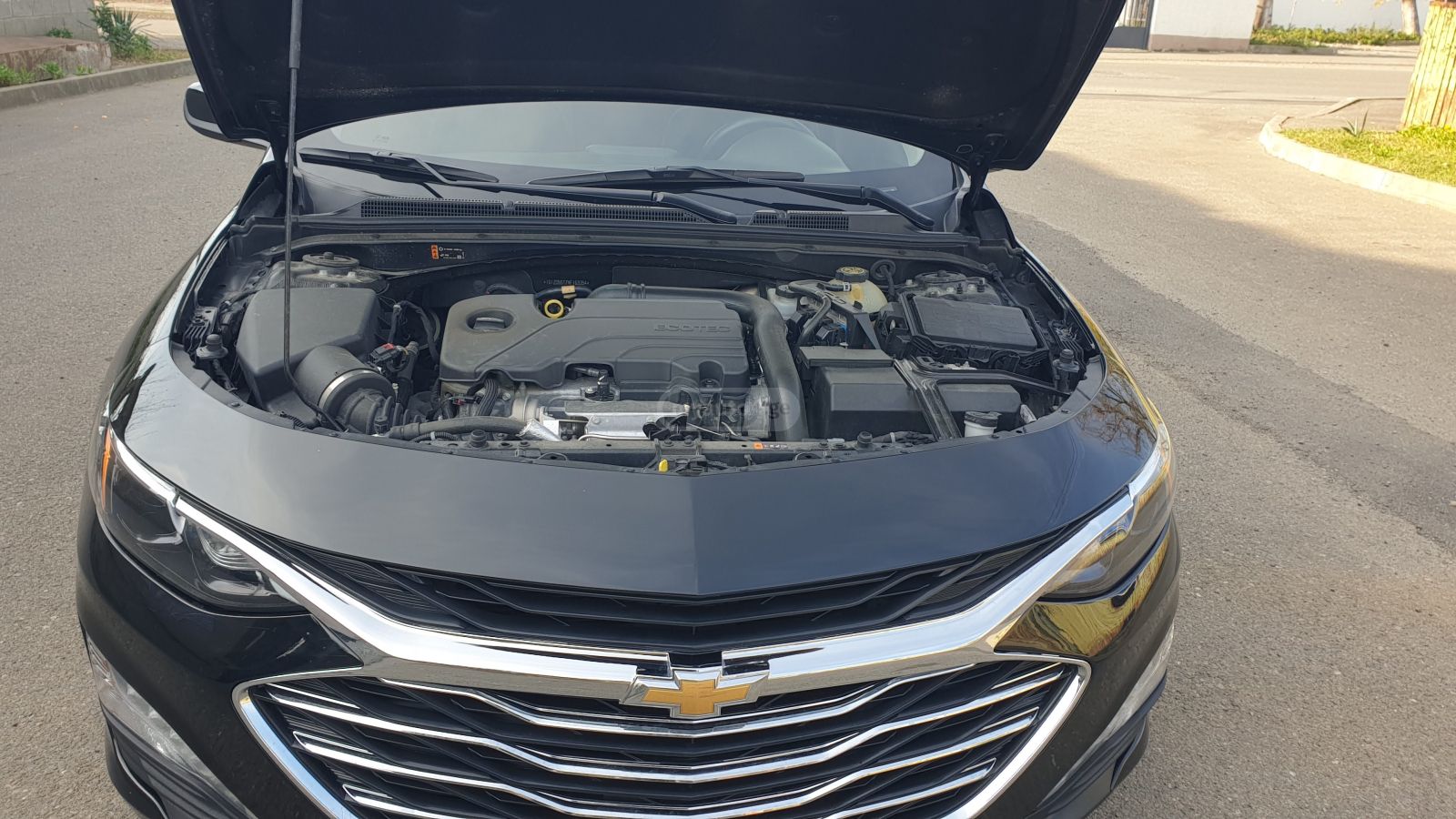 Chevrolet Malibu - фото 12