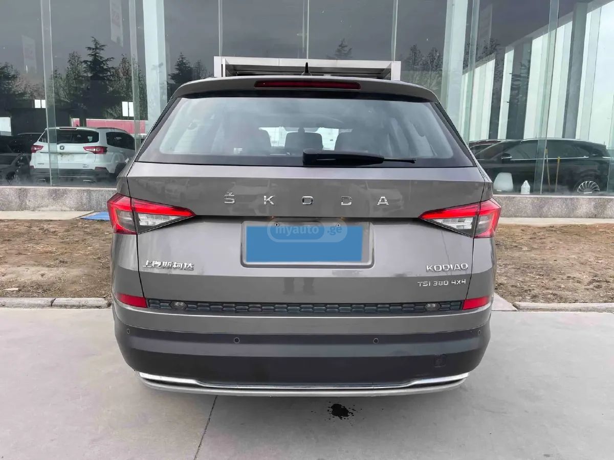 Skoda Kodiaq 2021 — миниатюра 4