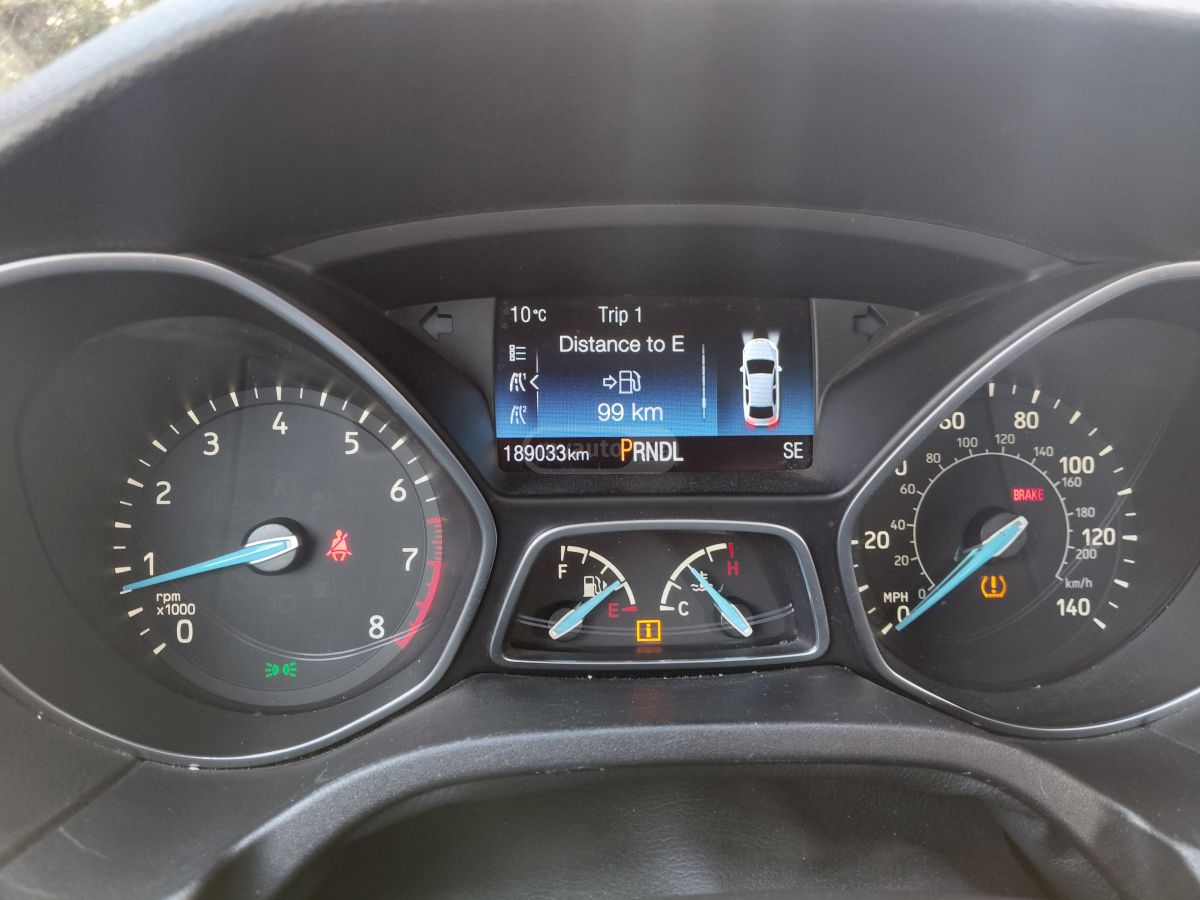 Ford Focus - фото 10