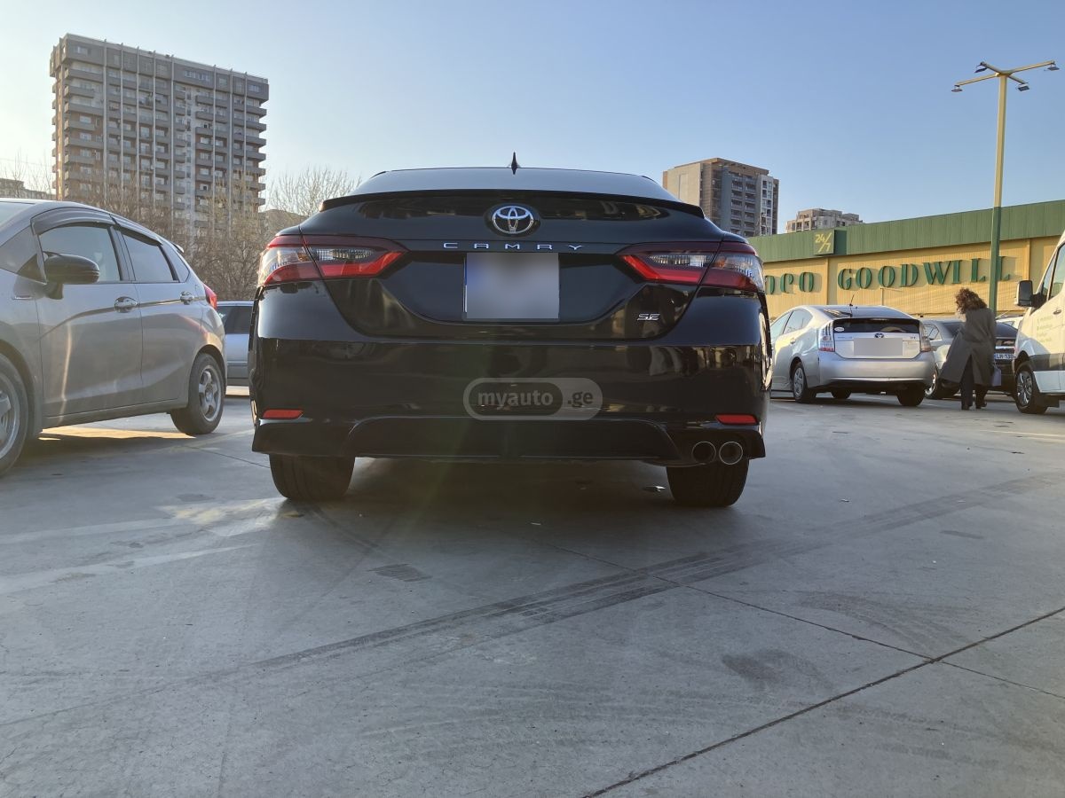 Toyota Camry - фото 7