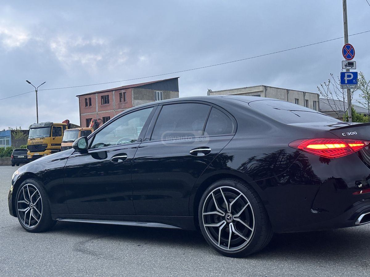 Mercedes-Benz C 300 - фото 10