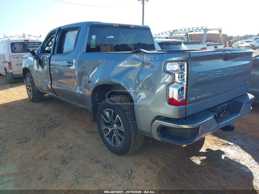 Chevrolet Silverado 2024 — миниатюра 3