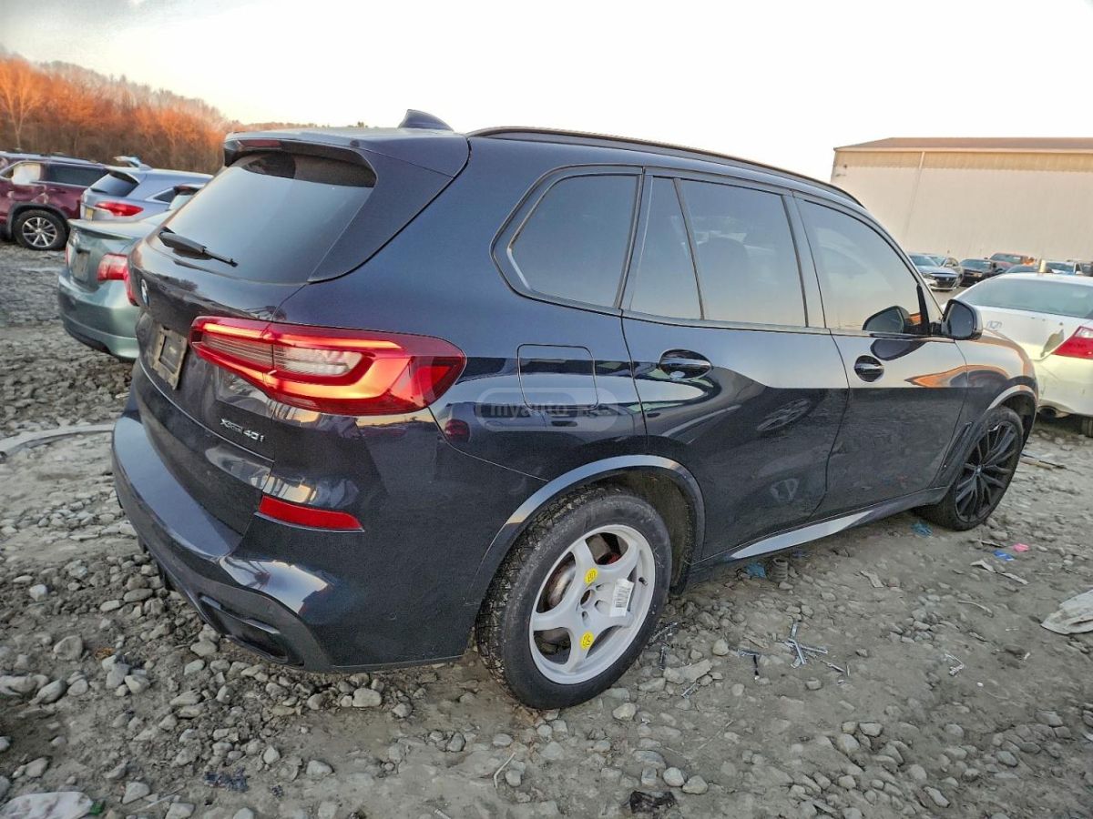 BMW X5 - фото 3