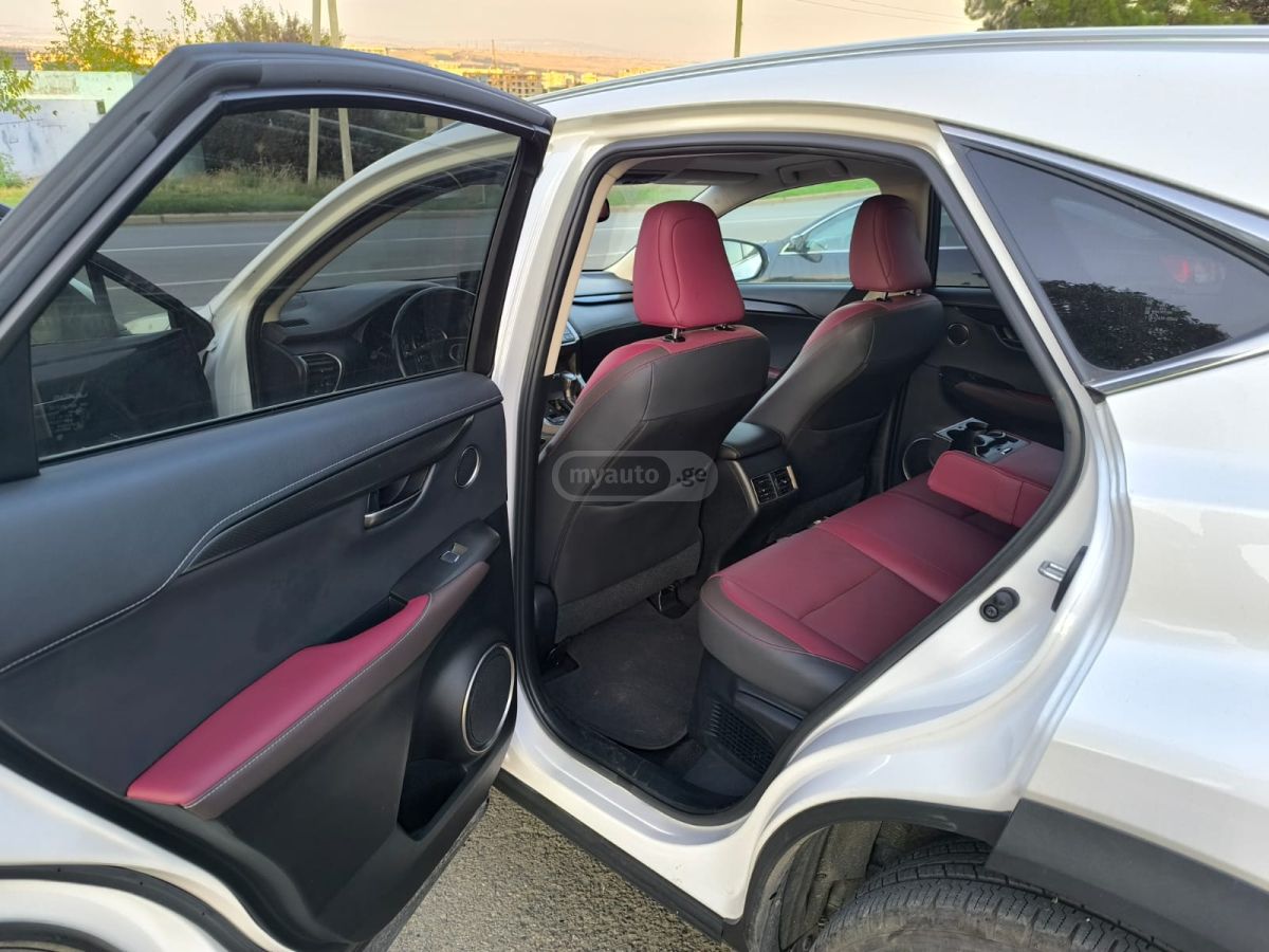 Lexus NX 300 - фото 7
