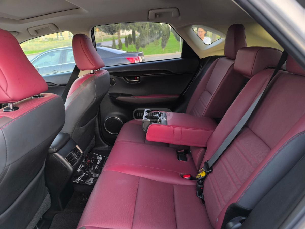 Lexus NX 300 - фото 8