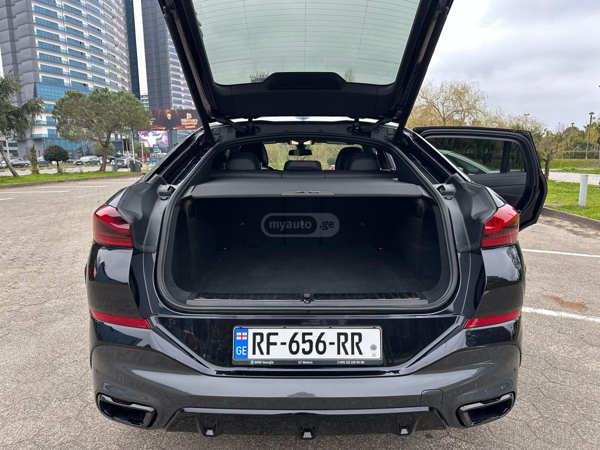 BMW xDrive40i 4dr All-Wheel Drive — миниатюра 15