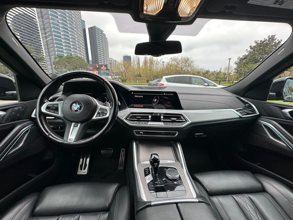 BMW xDrive40i 4dr All-Wheel Drive — миниатюра 7