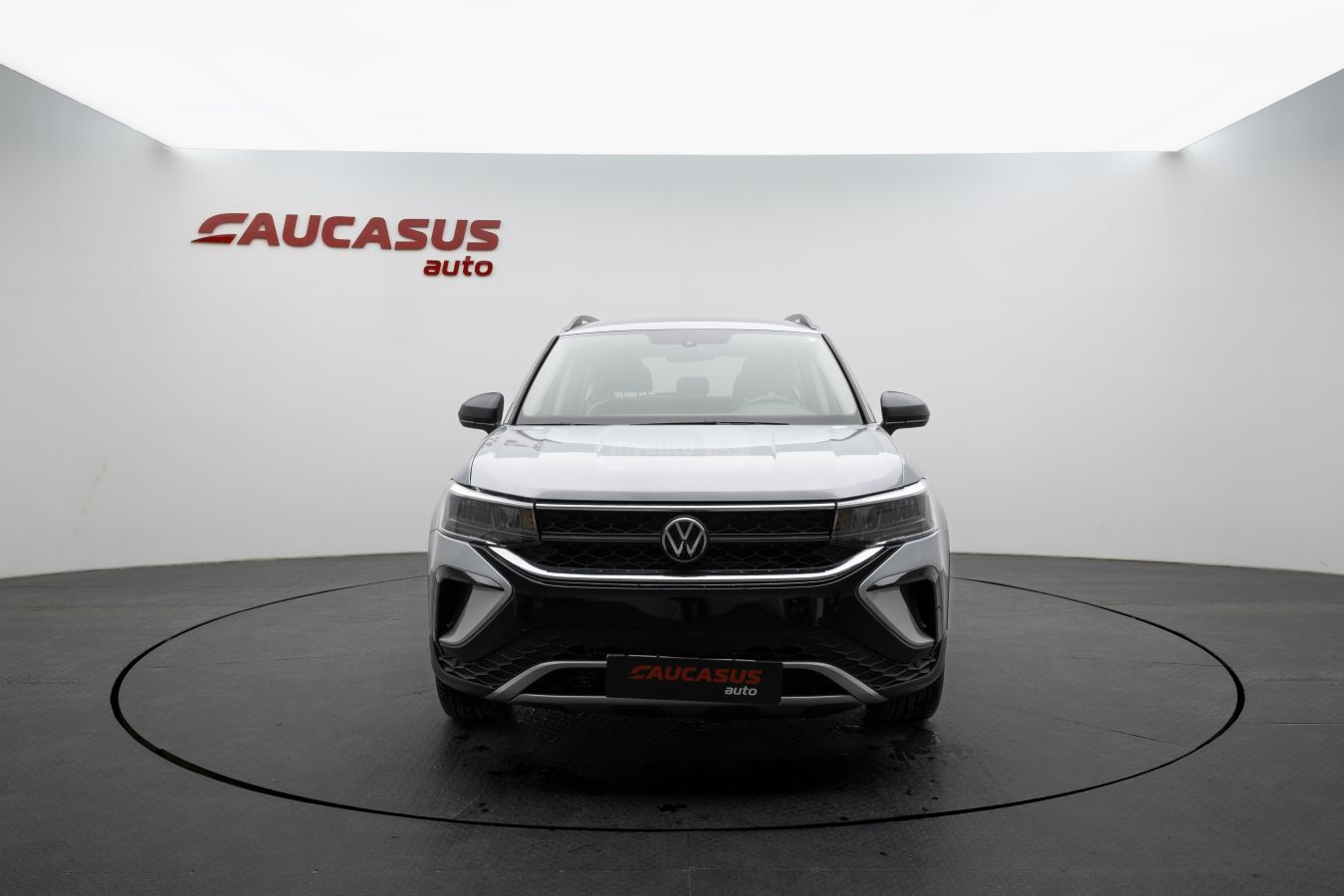 Volkswagen Taos - фото 2