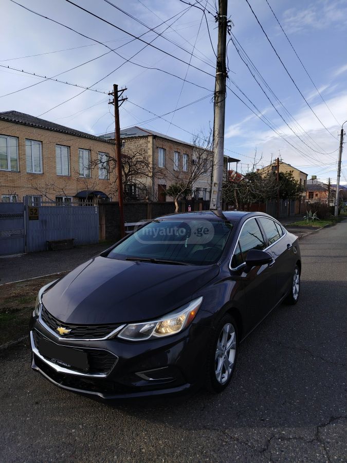 Chevrolet Cruze - фото 1