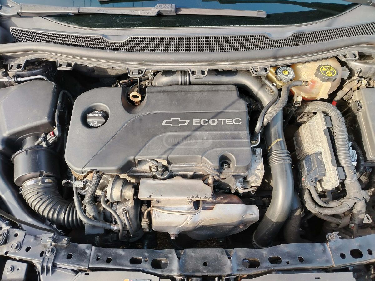 Chevrolet Cruze - фото 10