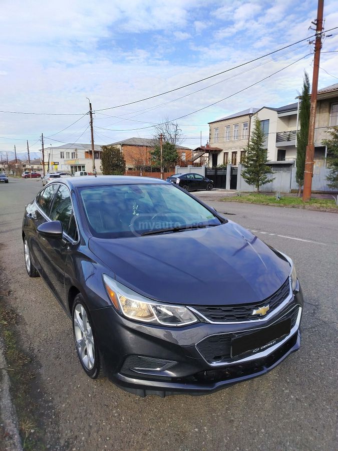 Chevrolet Cruze - фото 3