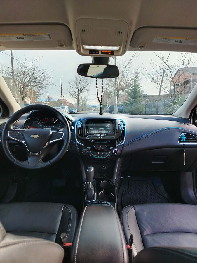 Chevrolet Cruze - фото 8