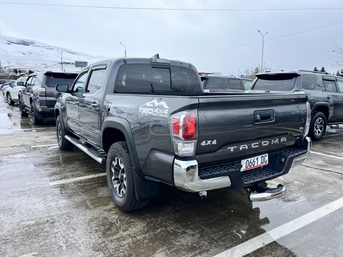 Toyota Tacoma - фото 4