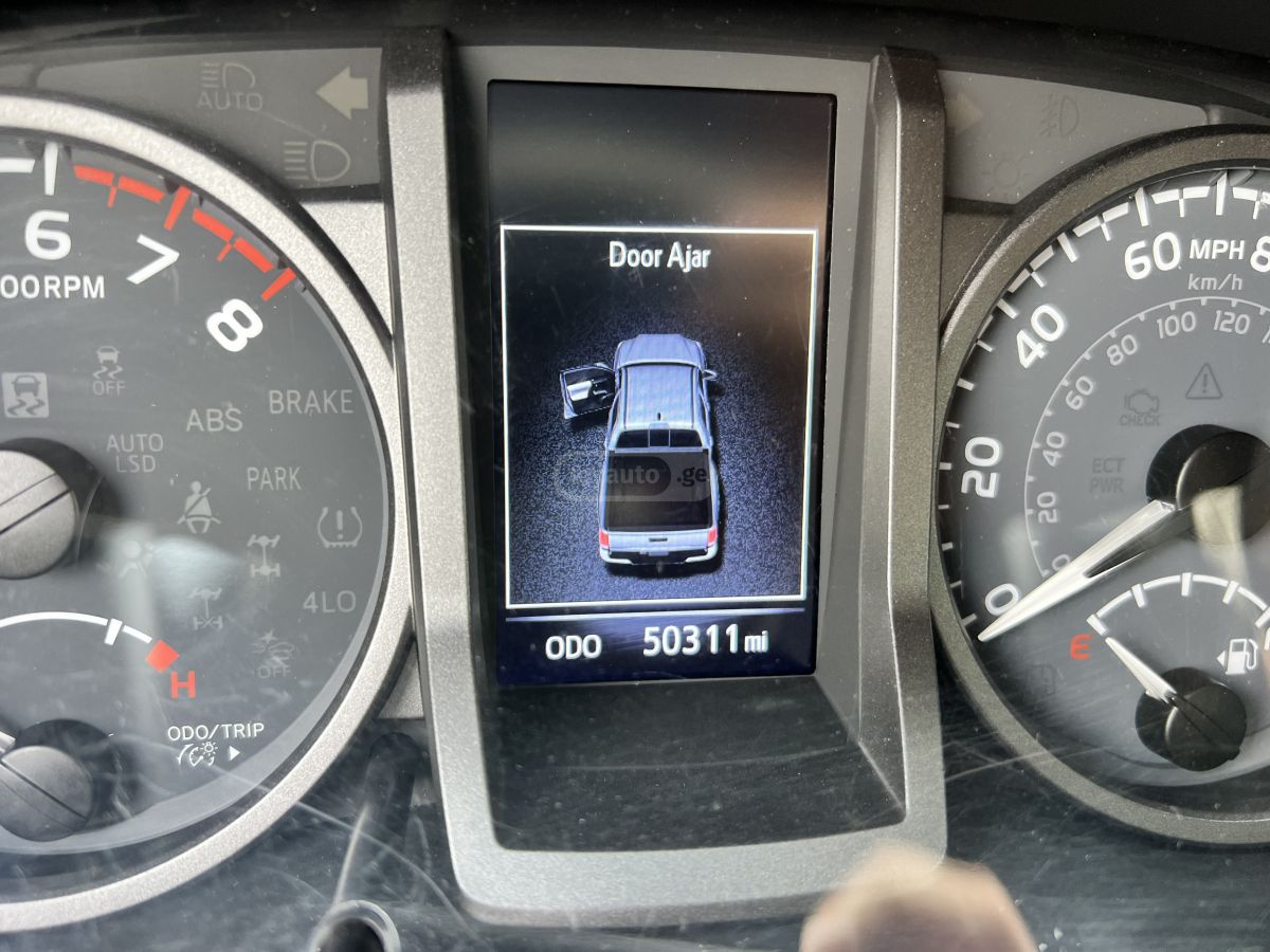 Toyota Tacoma - фото 7