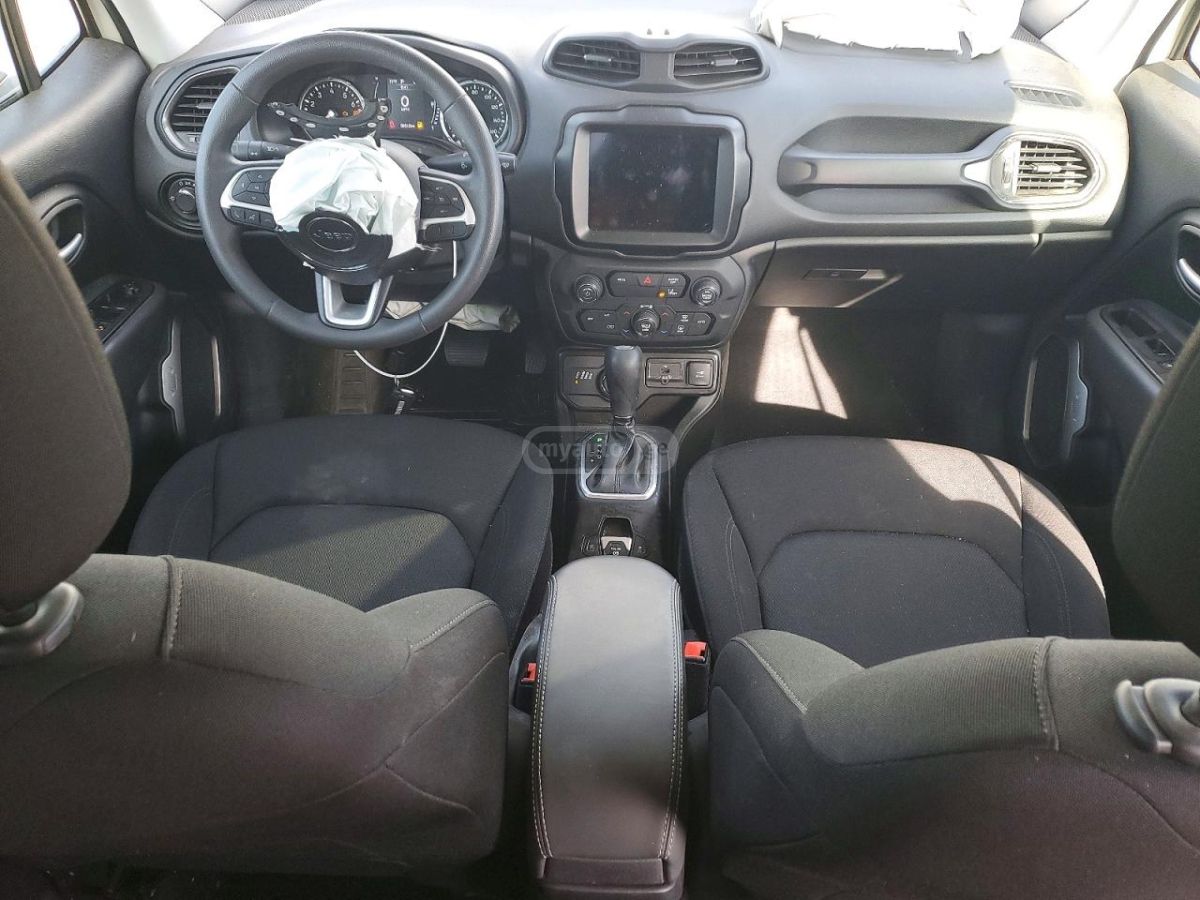 Jeep Renegade - фото 8