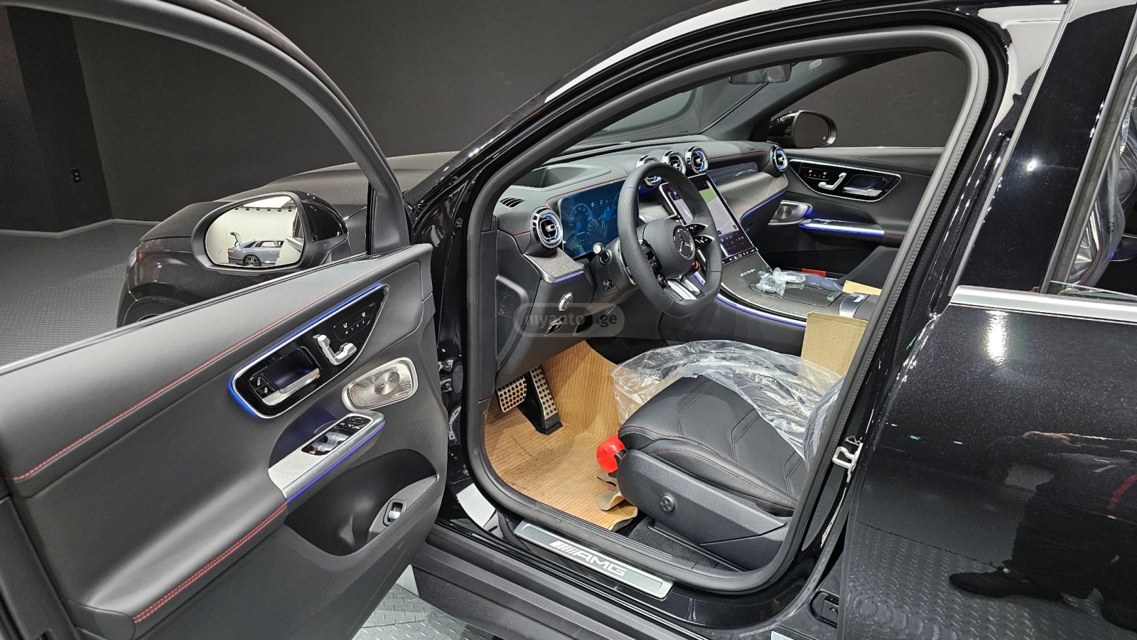 Mercedes-Benz GLC 43 AMG Coupe 2026 — миниатюра 7