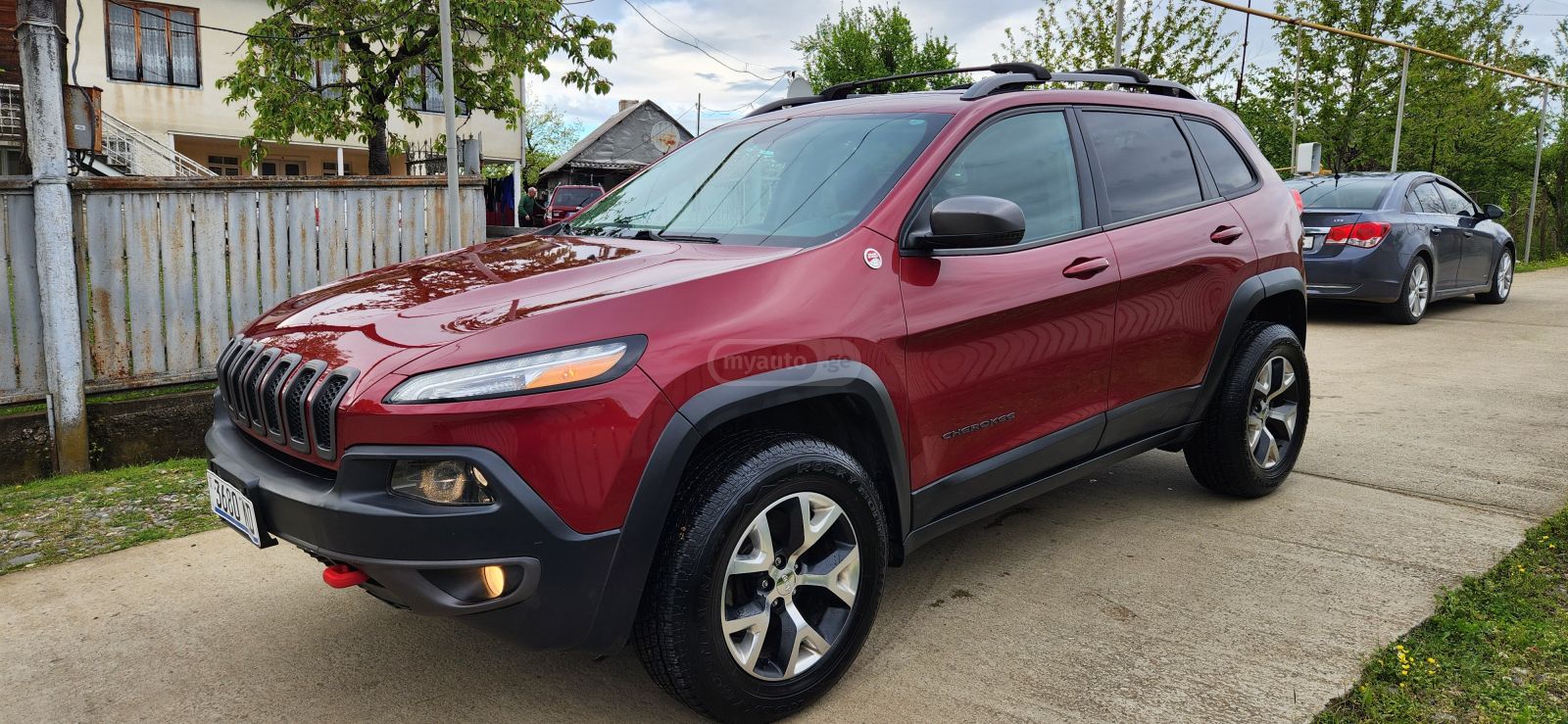 Jeep Cherokee - фото 4