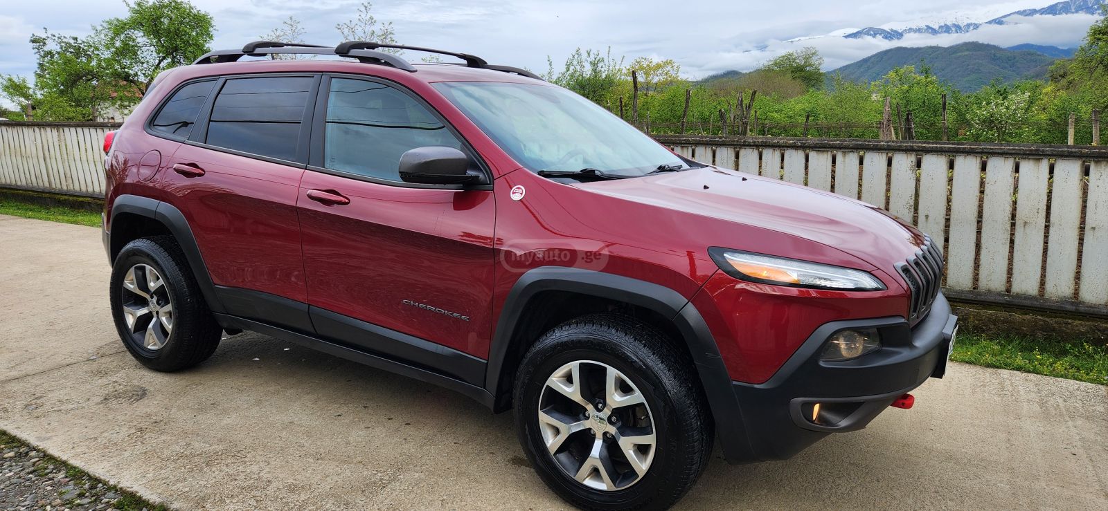 Jeep Cherokee - фото 5