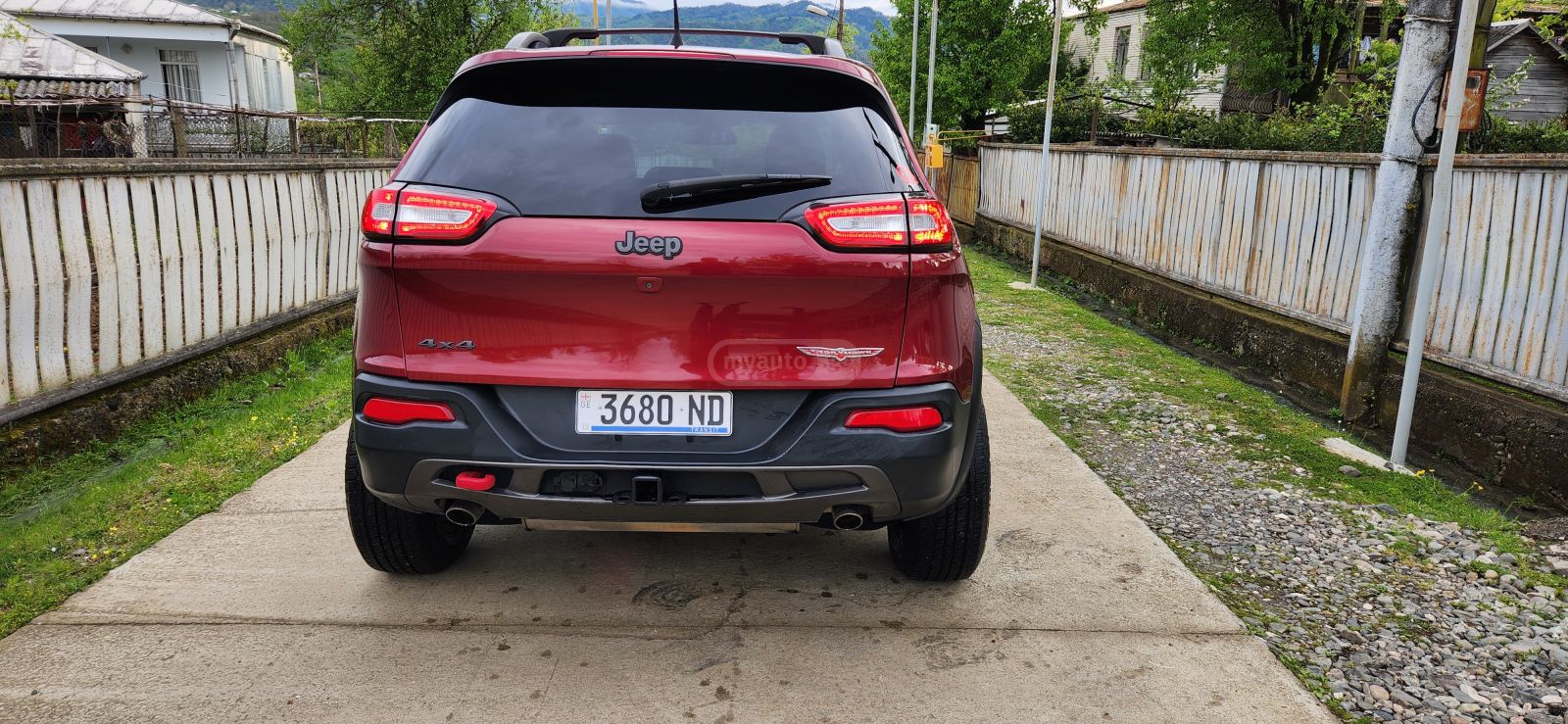 Jeep Cherokee - фото 7