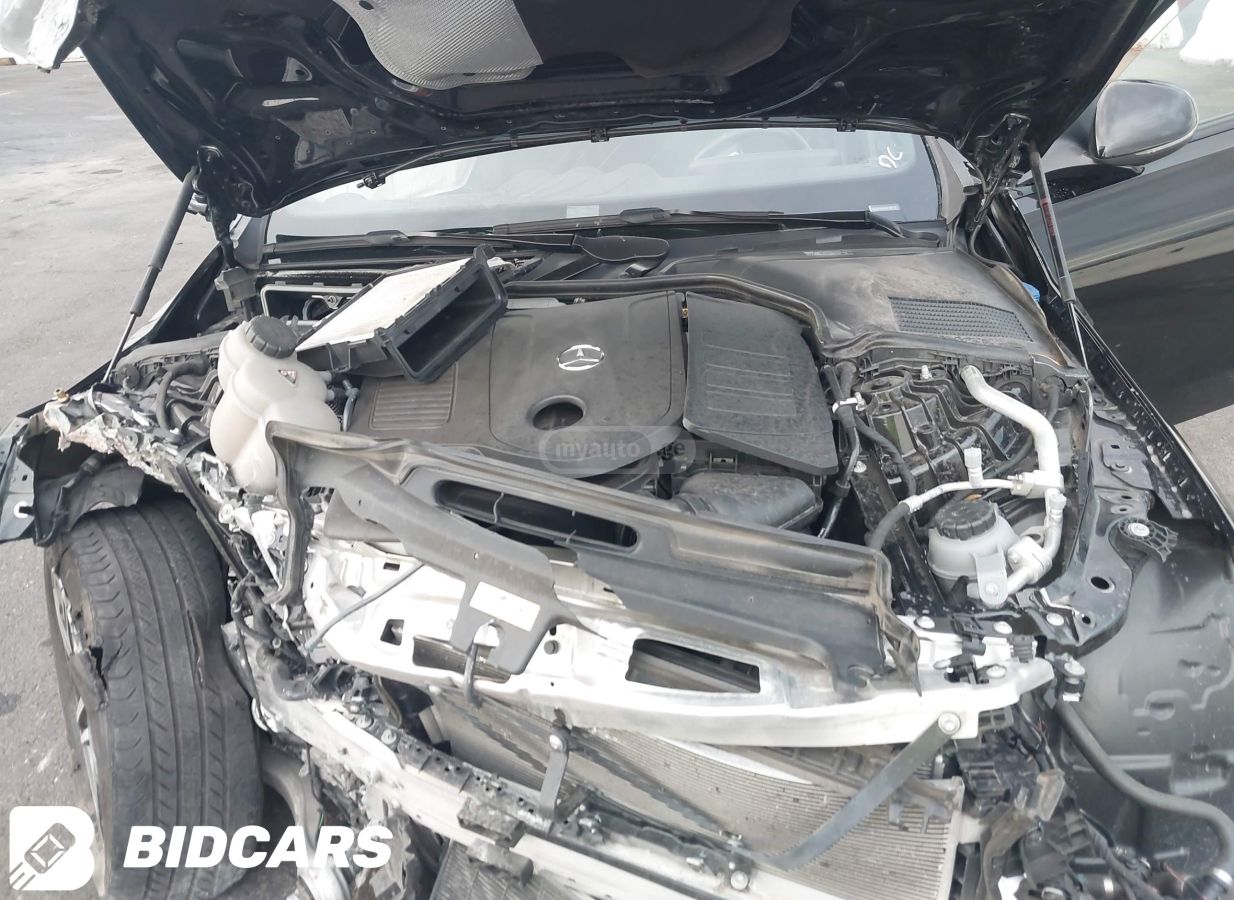 Mercedes-Benz C 300 Amg line 2023 — миниатюра 4