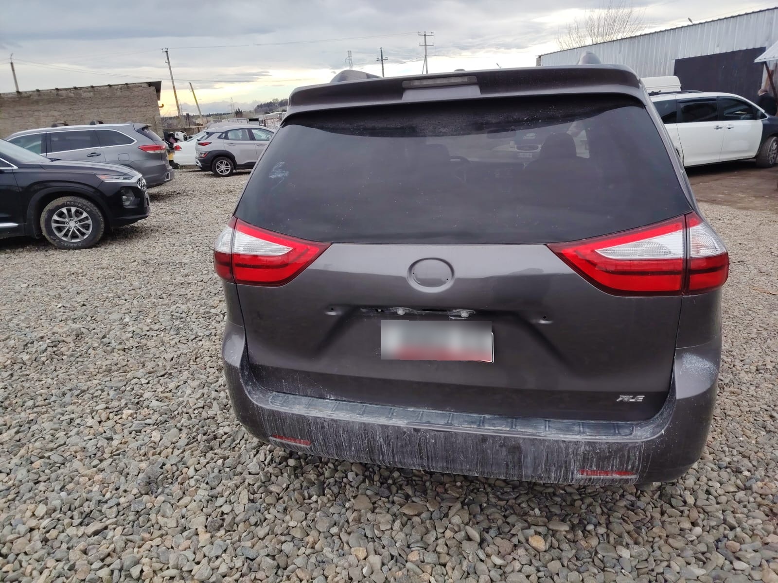 Toyota Sienna - фото 4