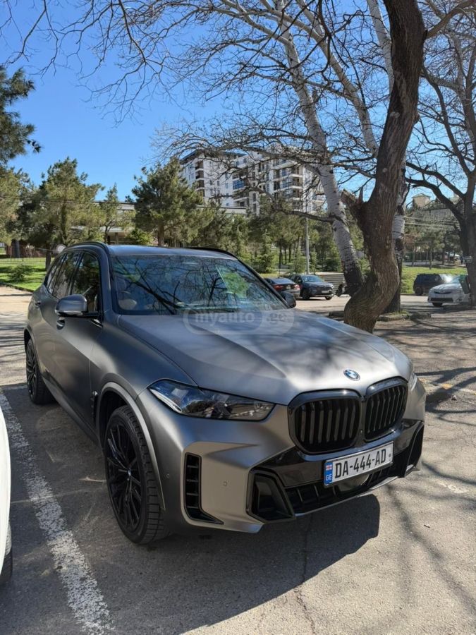 BMW X5 - фото 7